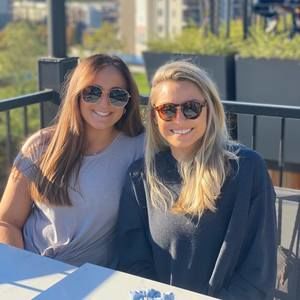 Meet your Posher, Caroline